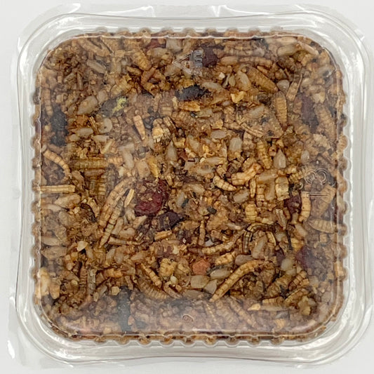 Le Petit Mealworm Banquet with fruit & nuts 7.5 oz.